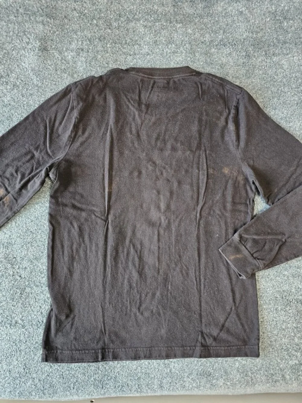Hollister Black Red Graphic Long Sleeve T-Shirt Size XS - Picture 4 of 6